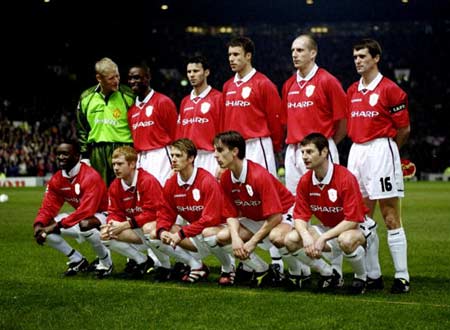 现代足球需 现代足球需